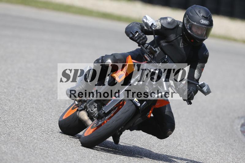 /Archiv-2025/09 22.04.2025 Cornu Master School ADR/rot-rouge/2